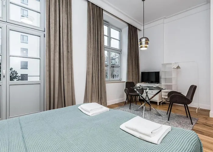 Rent Like Home - Ksiecia Jozefa Poniatowskiego 2